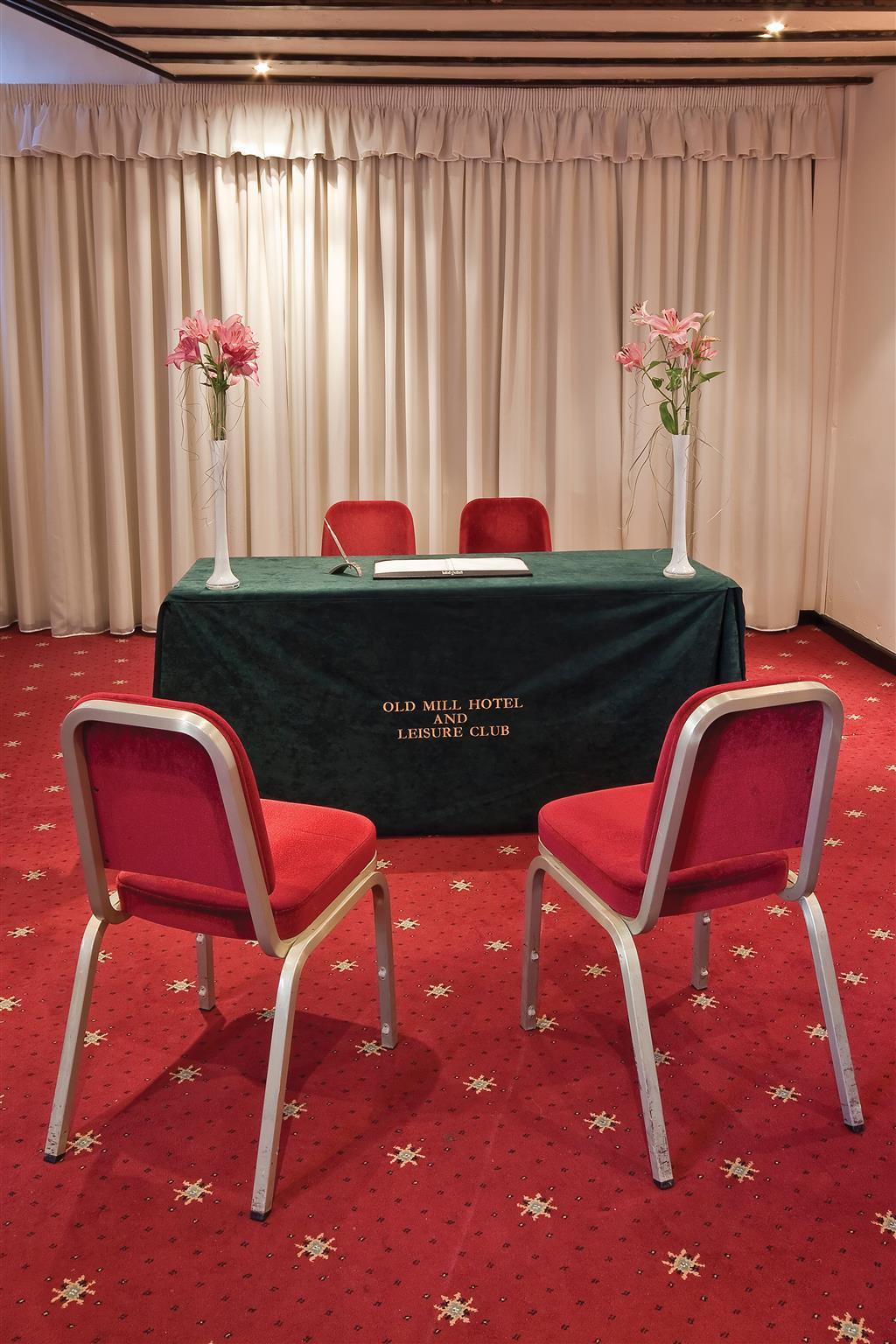 Bury Ramsbottom Old Mill Hotel And Leisure Club الاعمال الصورة