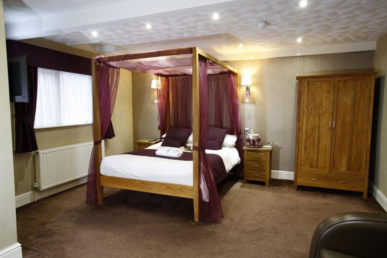 Bury Ramsbottom Old Mill Hotel And Leisure Club المظهر الخارجي الصورة