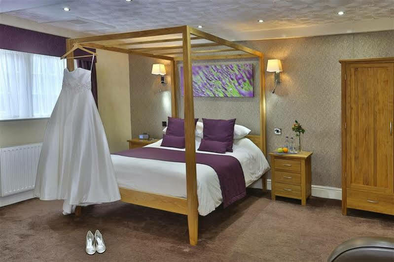 Bury Ramsbottom Old Mill Hotel And Leisure Club المظهر الخارجي الصورة