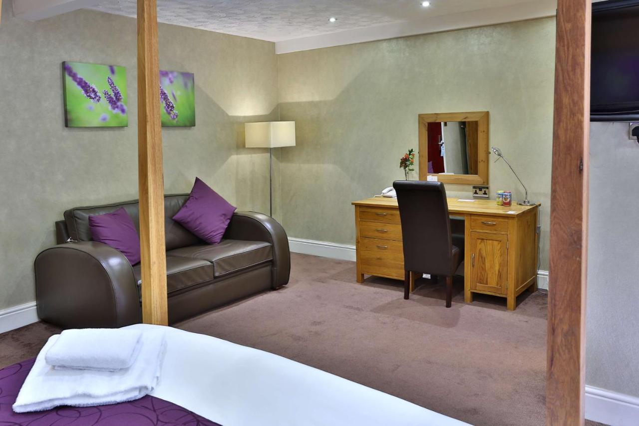 Bury Ramsbottom Old Mill Hotel And Leisure Club المظهر الخارجي الصورة